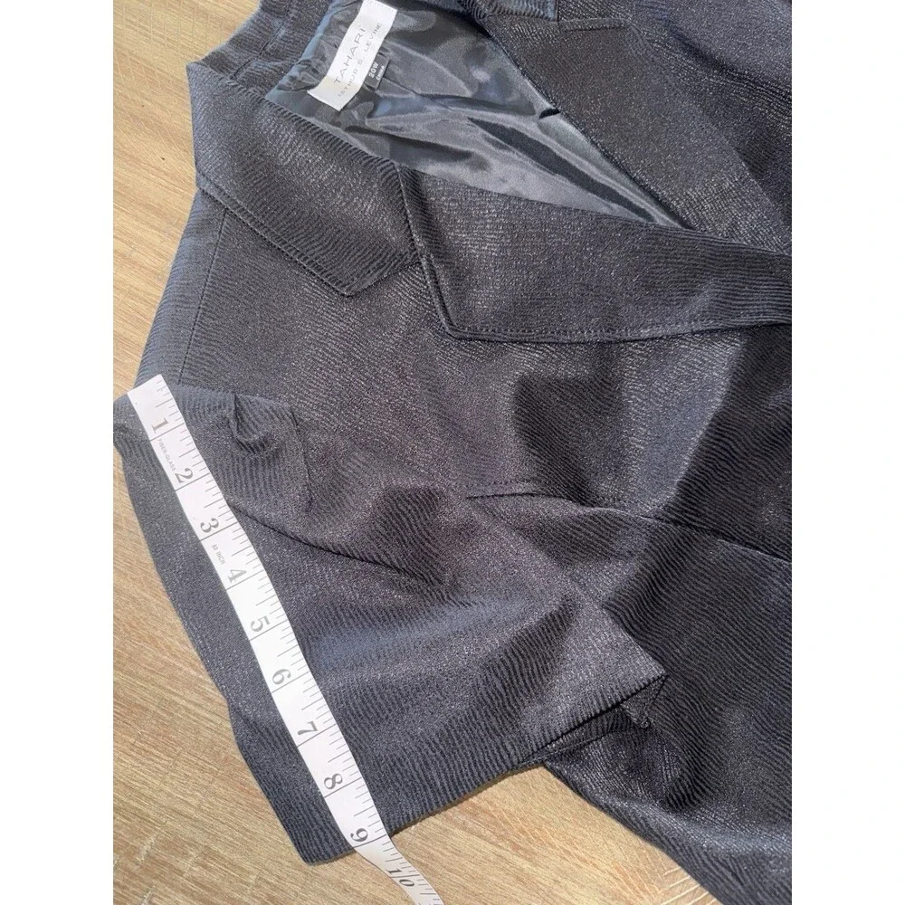 Tahari nwt arthur